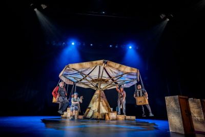 foto del espectáculo de circo y teatro de calle familiar Qué disparate