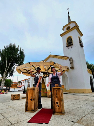 foto del espectáculo de circo infantil y familiar Qué disparate de Cirko Psikario